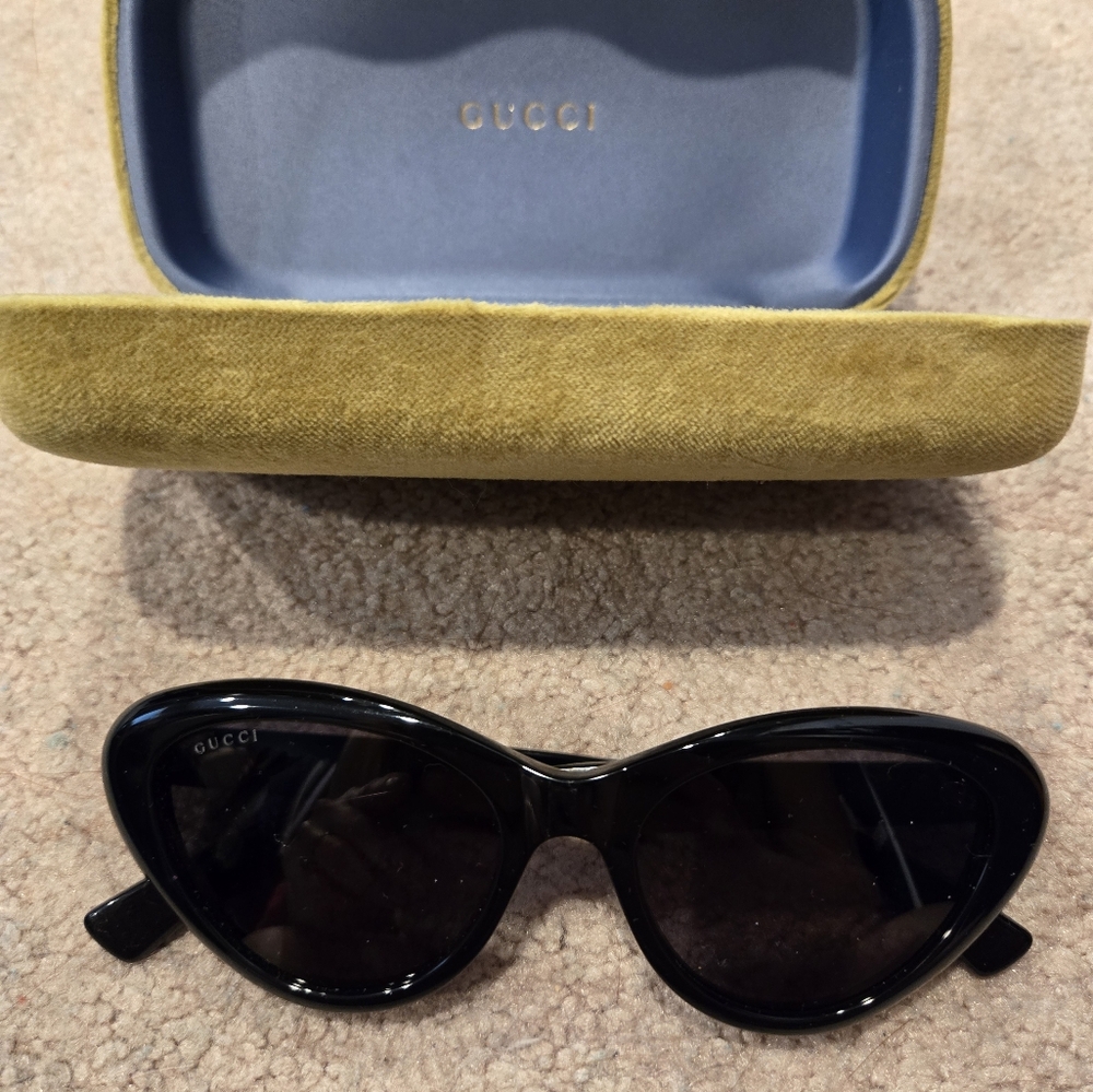 Gucci sunglasses